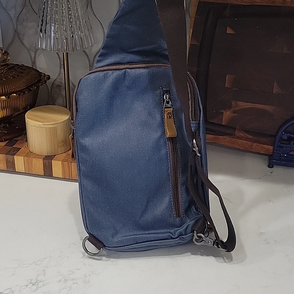 Blue Men's Sling Bag Crossbody Bag Traveler Bag